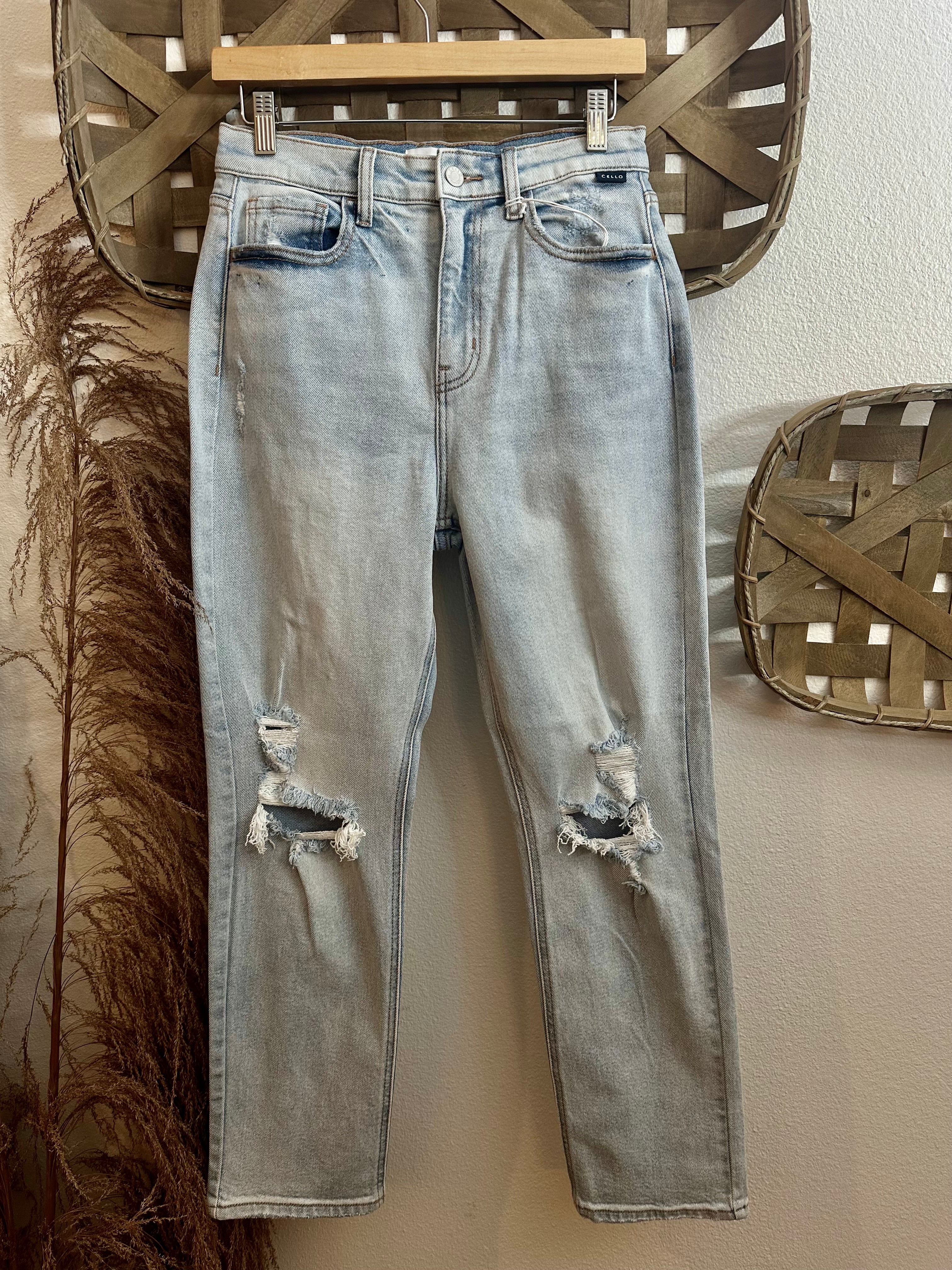 Truitt Distressed Straight Leg Jeans